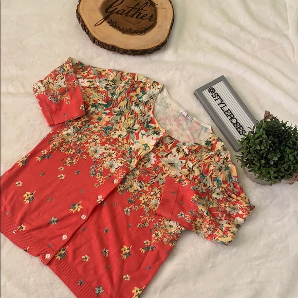 Roz & Ali Sweaters - Floral sweater flower- sz L